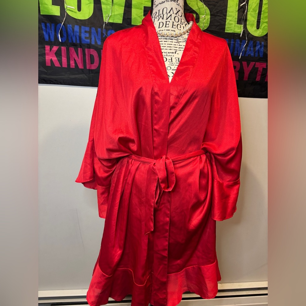 Elegant Red Women's Satin Robe